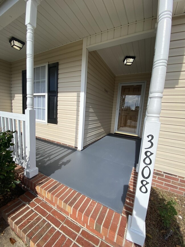 3808 Raider Ct in Hope Mills, NC - Building Photo - Building Photo