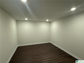 7676 Clayton Ave in Coopersburg, PA - Building Photo - Building Photo