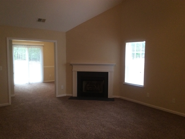 8730 Royal Bluff Dr in Charlotte, NC - Building Photo - Building Photo