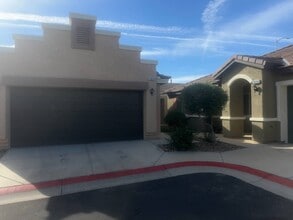 2839 China Cove St in Laughlin, NV - Building Photo - Building Photo