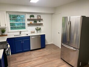 2608 Gull Rd, Unit 2610 in Kalamazoo, MI - Building Photo - Building Photo