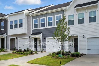 112 Central Townes Wy in Raleigh, NC - Building Photo - Building Photo