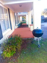 800 Vanderveer in Burnet, TX - Building Photo - Building Photo