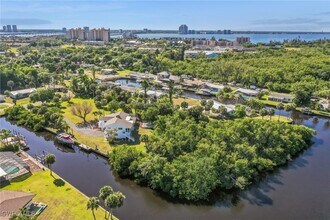 1182 Betmar Blvd in North Fort Myers, FL - Building Photo - Building Photo