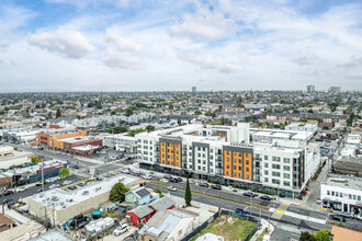 Wellspring in Long Beach, CA - Foto de edificio - Building Photo