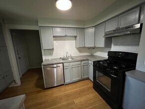 1904 E 10th St in Austin, TX - Building Photo - Building Photo