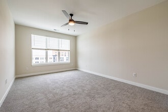 The District at Deerfield Residences in Mason, OH - Foto de edificio - Interior Photo