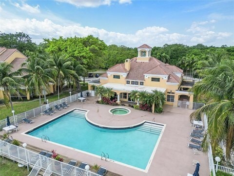 2331 NW 33rd St in Oakland Park, FL - Building Photo - Building Photo