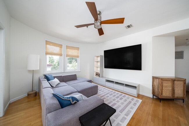 property at 515 Gregory Ave