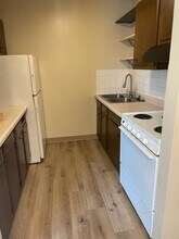 136 21st Ave SW, Unit 2 in Cedar Rapids, IA - Building Photo - Building Photo