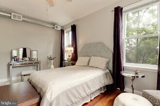 4120 14th St NW-Unit -31 in Washington, DC - Foto de edificio - Building Photo