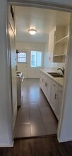 1728 N Hollywood Way, Unit A in Burbank, CA - Building Photo - Building Photo