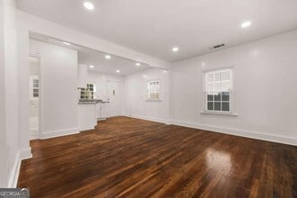 2584 Oldknow Dr NW in Atlanta, GA - Building Photo - Building Photo