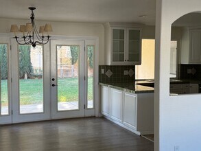 23056 Lanark St in Canoga Park, CA - Building Photo - Building Photo