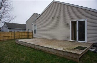 246 Compton Pl in Lafayette, IN - Foto de edificio - Building Photo