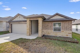 621 Concho River Dr in Hutto, TX - Foto de edificio - Building Photo