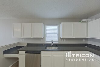 8769 Garden Springs Dr in Fort Worth, TX - Building Photo - Building Photo