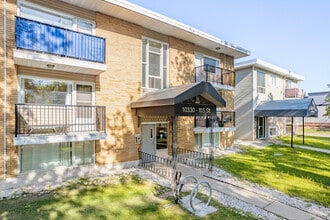 Oliver 3 Apartments in Edmonton, AB - Building Photo - Building Photo