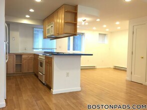 43 May St in Cambridge, MA - Building Photo - Building Photo