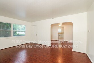 609 Bishop Dr in Santa Rosa, CA - Building Photo - Building Photo