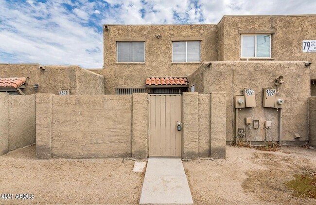 property at 4522 E Pueblo Ave