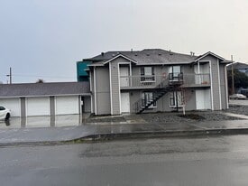 606 8th St in Eureka, CA - Building Photo