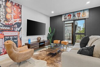 635 7th Ave S in Nashville, TN - Building Photo - Building Photo