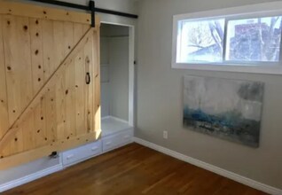 2226 N Circle Dr in Colorado Springs, CO - Foto de edificio - Building Photo