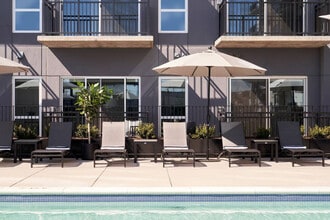 516 Lea Ave in Nashville, TN - Building Photo - Building Photo