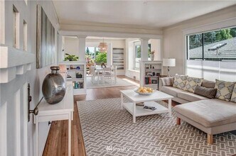 3731 SW Austin St in Seattle, WA - Building Photo - Building Photo