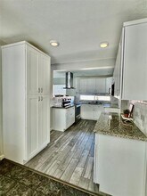 2206 Sunset Trail in Sugar Land, TX - Building Photo - Building Photo