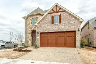 3301 Damsel Sauvage Ln in Lewisville, TX - Building Photo