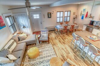 90 Lawrence Ave in Ocean Grove, NJ - Building Photo - Building Photo
