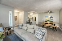 Vue at the Lake photo'