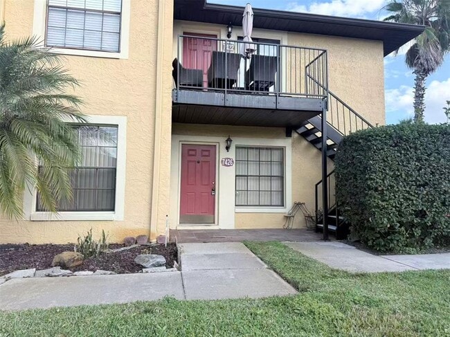 property at 7426 Wynnewood Square