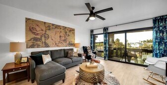 7742 Redlands St, Unit H3025 in Playa Del Rey, CA - Building Photo