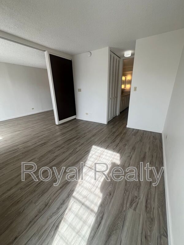 1655 Makaloa St in Honolulu, HI - Building Photo - Building Photo