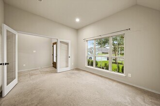 1303 Paradise Creek Ln in Rosenberg, TX - Foto de edificio - Building Photo