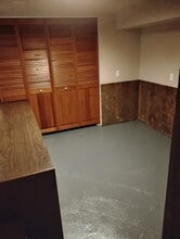 807 E 14 Mile Rd in Clawson, MI - Foto de edificio - Building Photo