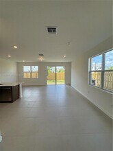 196 NE 13th Ave in Homestead, FL - Building Photo - Building Photo