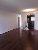 98-930C-830 Noelani St in Pearl City, HI - Building Photo