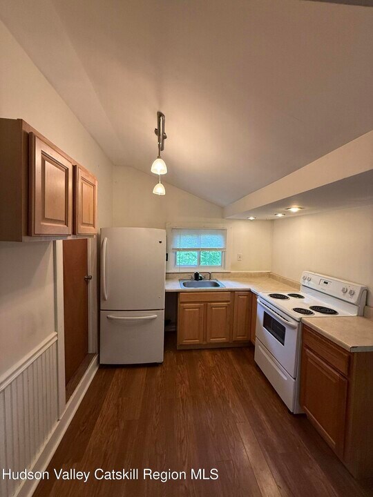 123 Queens Hwy in Kerhonkson, NY - Building Photo