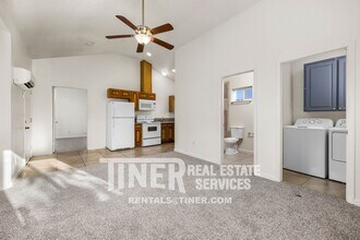 9304 Orangevale Ave in Orangevale, CA - Building Photo - Building Photo