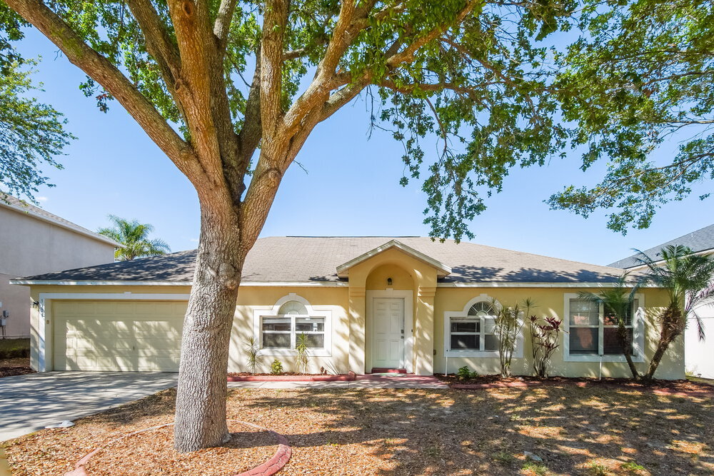 3321 White Blossom Ln in Clermont, FL - Building Photo