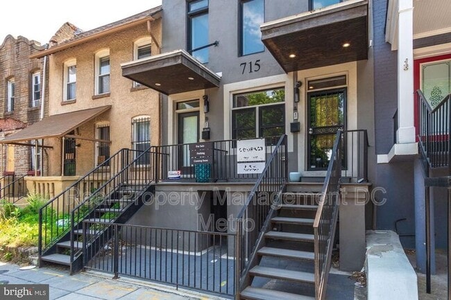 715 Florida Ave NE in Washington, DC - Building Photo - Building Photo