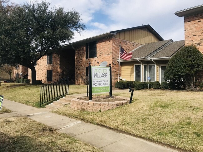 Archer Village Apartments