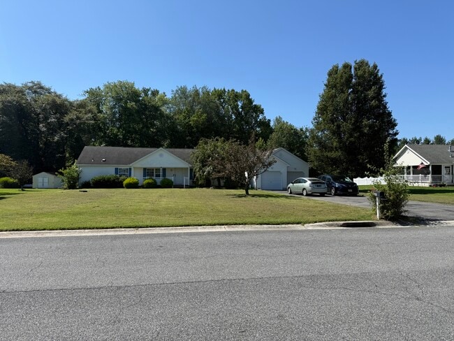 property at 336 S Wynn Wood Cir