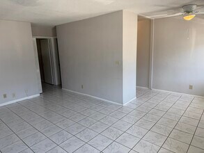 1812 E Oakland Park Blvd in Oakland Park, FL - Building Photo - Building Photo