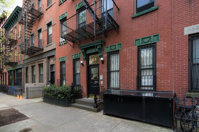 94 Wyckoff St in Brooklyn, NY - Building Photo - Building Photo
