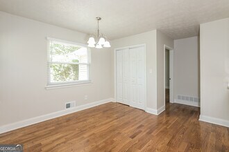 111 Russell Cir in Mcdonough, GA - Building Photo - Building Photo
